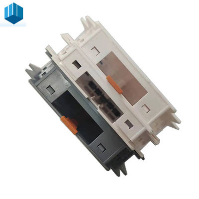 Produk Cetakan Injeksi Industri 35000Shots Dengan White Safety Barrier